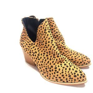 Leopard print booties boots women's 38 NWOT